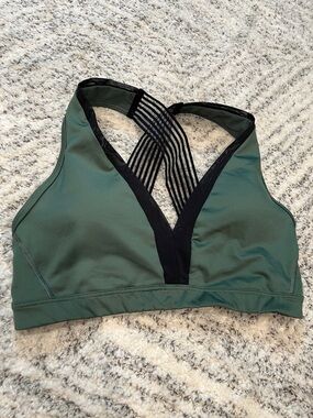 Victoria's Secret Sport Olive Green & Black Strappy V-Neck Sports Bra